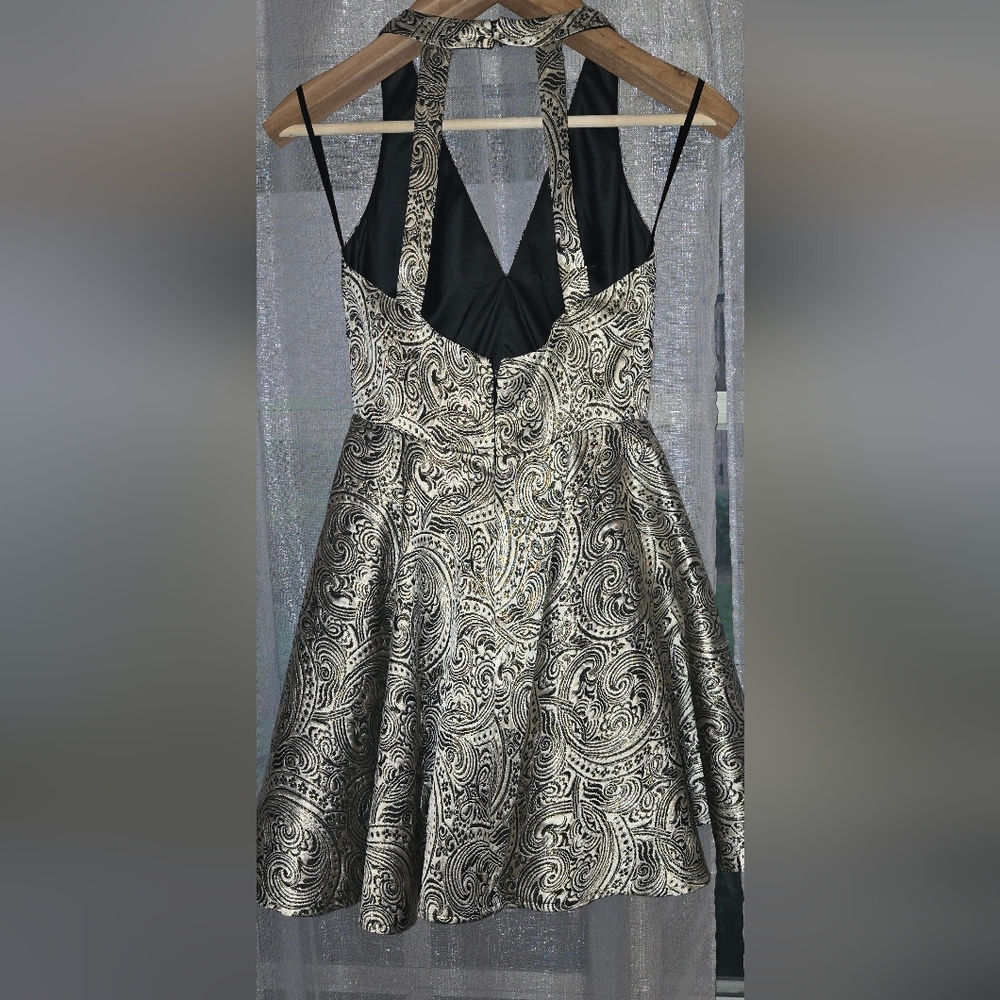 Bebe New Years Party Embroidered Glitter Shimmer Fit Flare Halter Dress GIFT - Picture 3 of 15